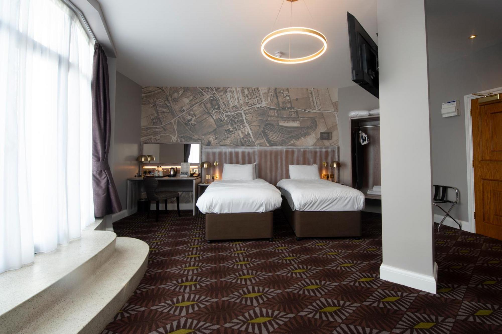 The Saxon Crown Wetherspoon Corby Eksteriør bilde