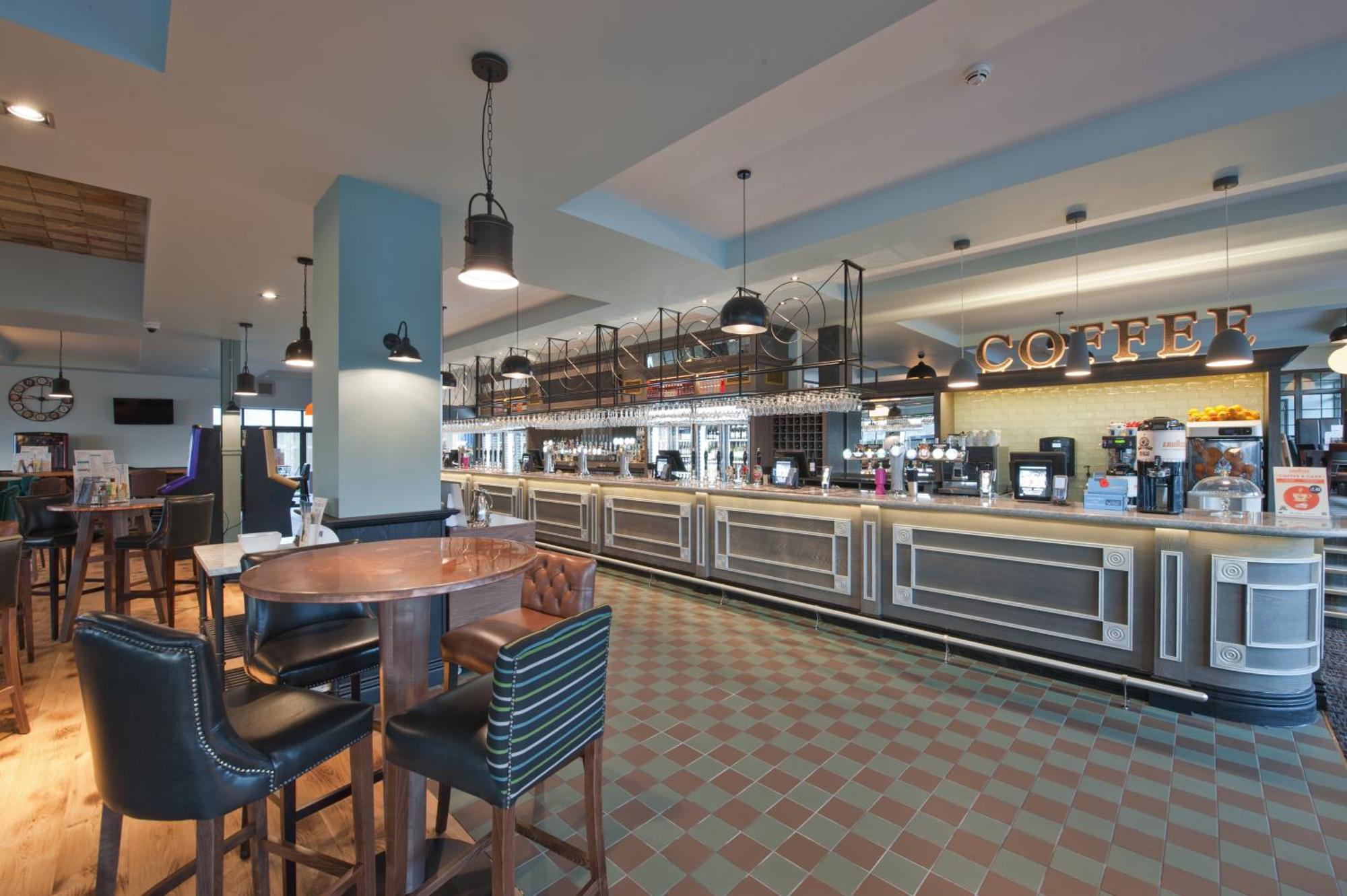 The Saxon Crown Wetherspoon Corby Eksteriør bilde
